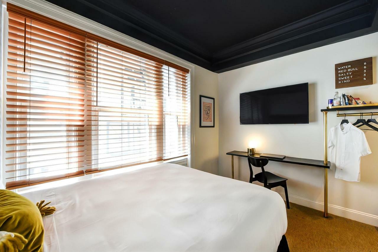 Dupont Circle Embassy Inn By Found Washington Exterior foto